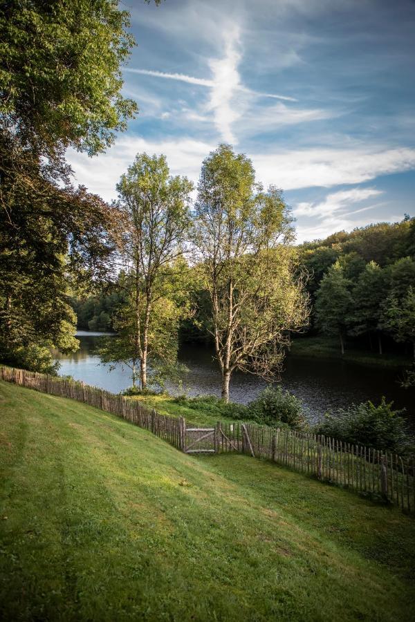 Chateau Du Pont D'Oye Habay-la-Neuve Exteriör bild